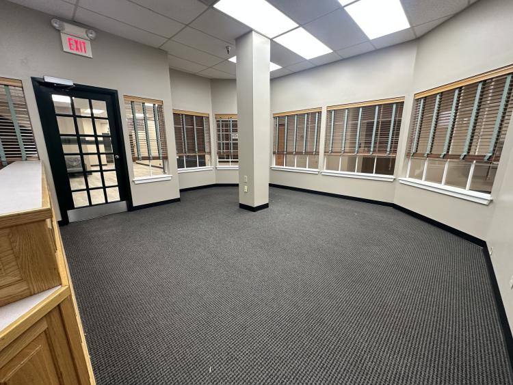 1201 S Douglas Blvd  Midwest City, OK move in ready medical space