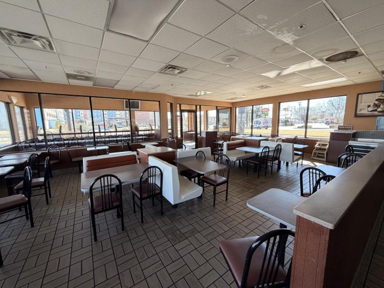 721 S Meridian Ave former restaurant space for lease Oklahoma City, Ok