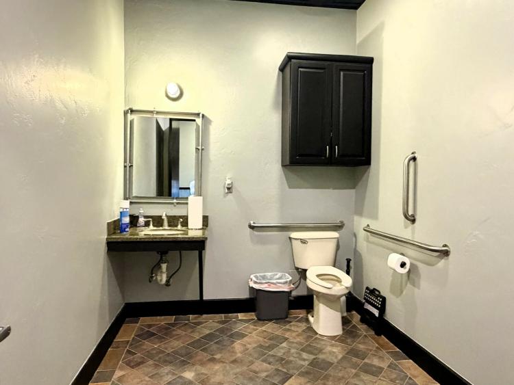 413 South State Street Industrial Flex Space for lease, Edmond, OK