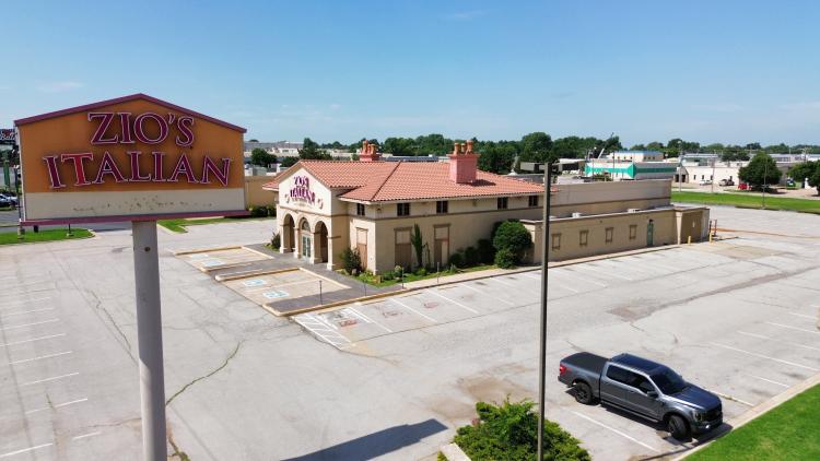 2035B S Meridian Zio's Restaurant for Lease, Oklahoma City, OK