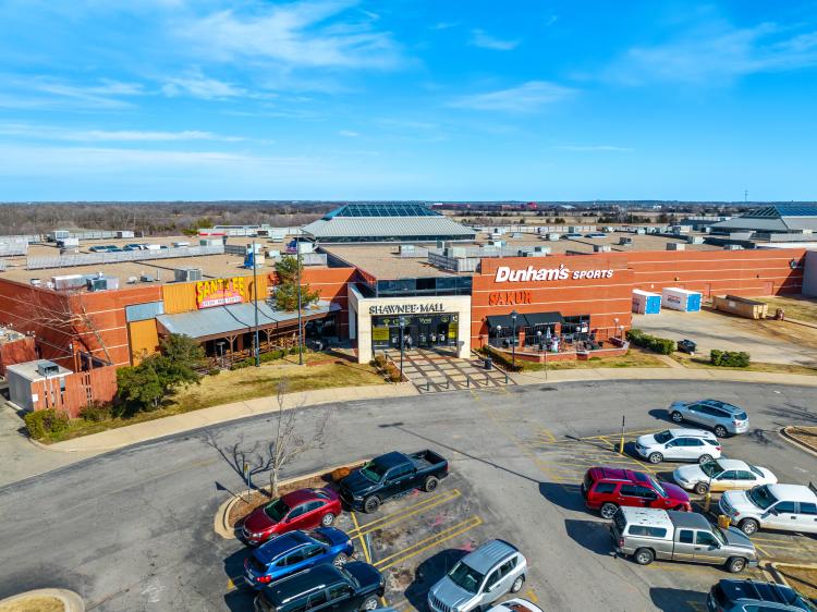 Shawnee Mall for lease, Shawnee, OK exterior photo