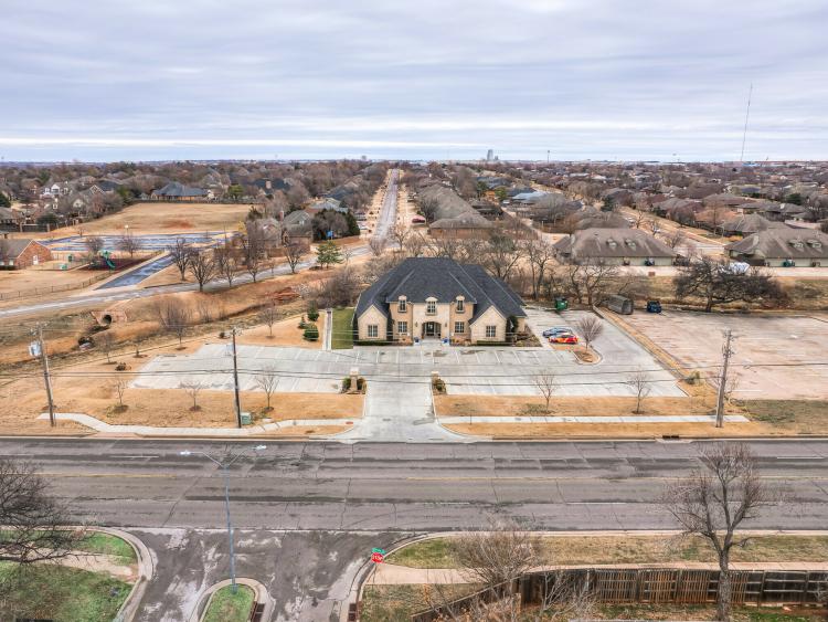 14324 N Western Ave. office for sale, Edmond, OK