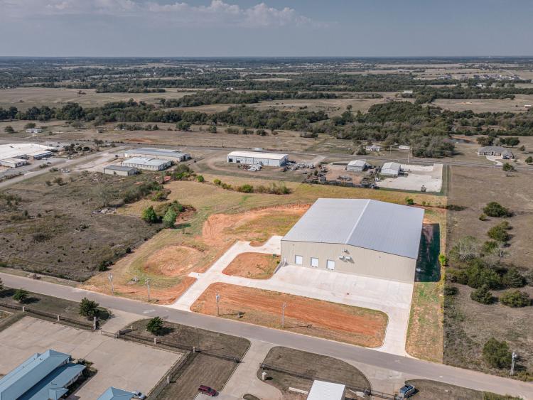 8032 Industrial Drive - fully occupied building for sale Shawnee, OK