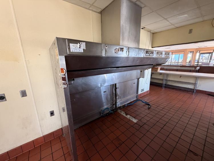 retail restaurant property for sale west Oklahoma City, OK
