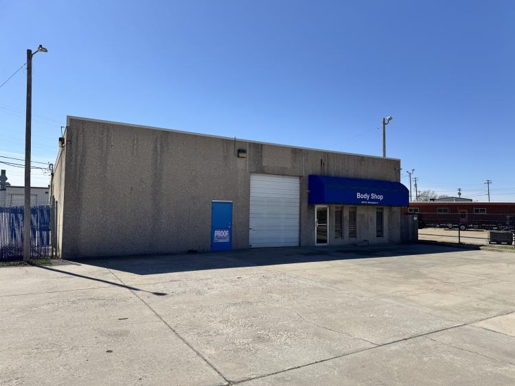 Industrial building for sale Oklahoma City, OK, exterior building photo