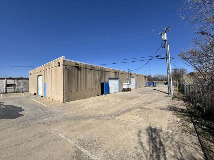 Industrial building for sale Oklahoma City, OK, exterior building photo