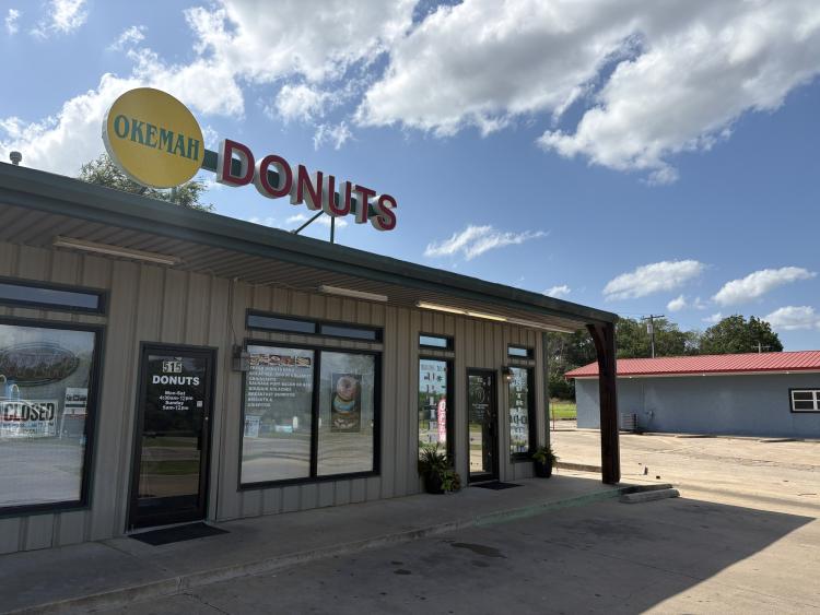 507 S Woody Guthrie St retail property for sale Okemah, OK